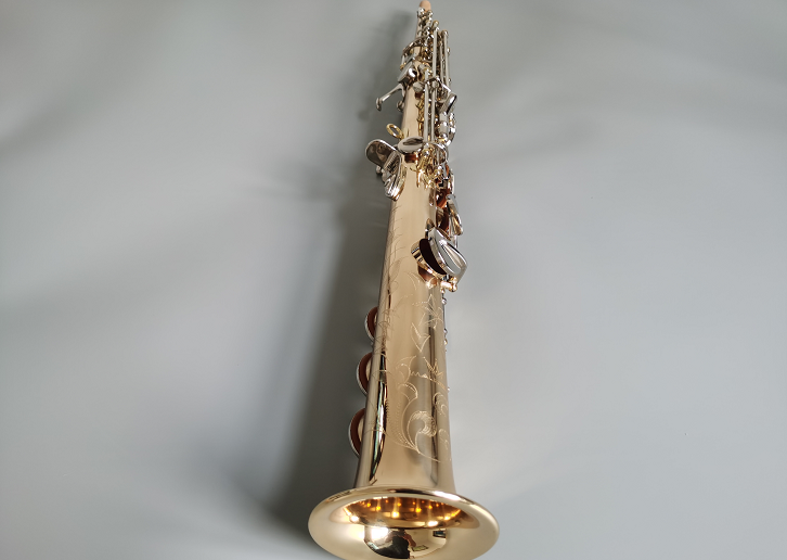 高音萨克斯和低音萨克斯的区别是什么 高音萨克斯和低音萨克斯的区别是什么